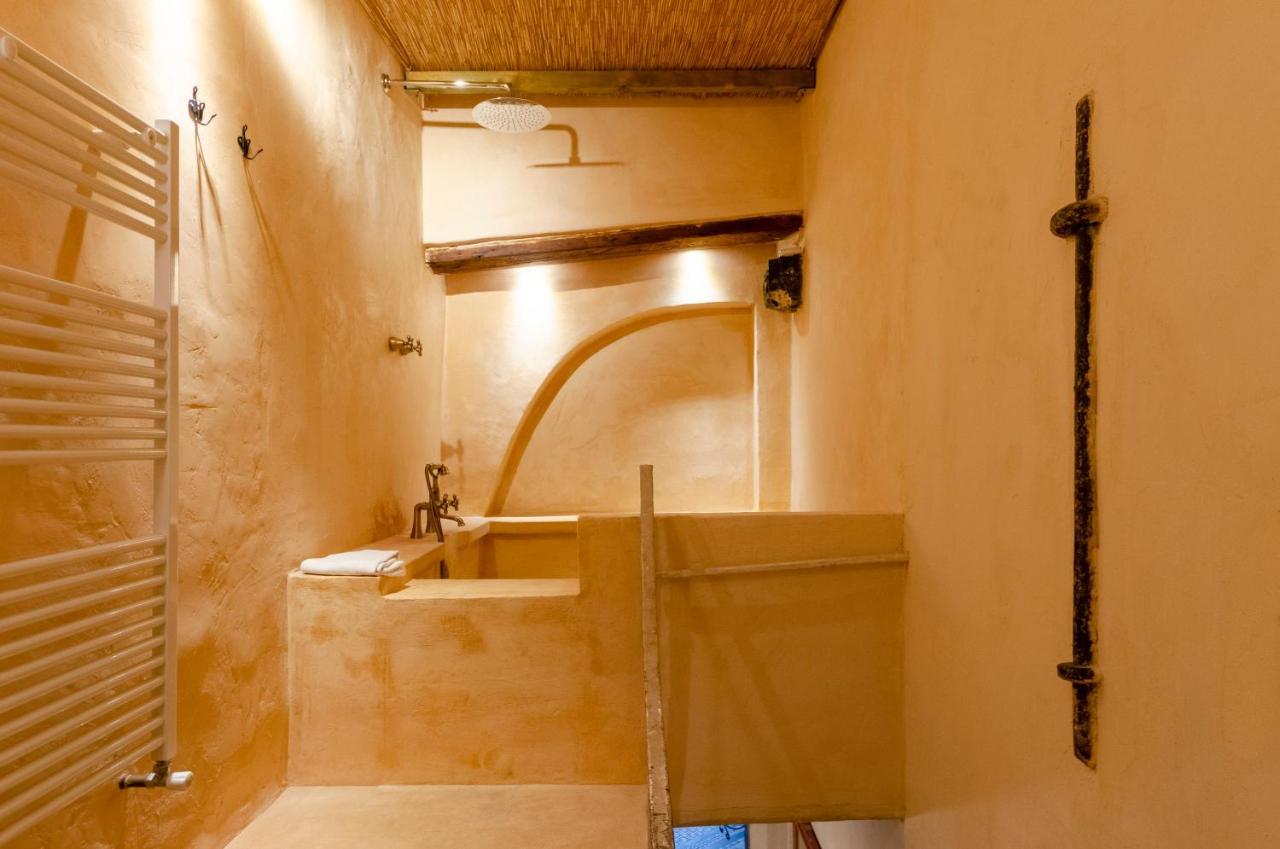 Altido Artistic Flat For 7 In Historic Centre *